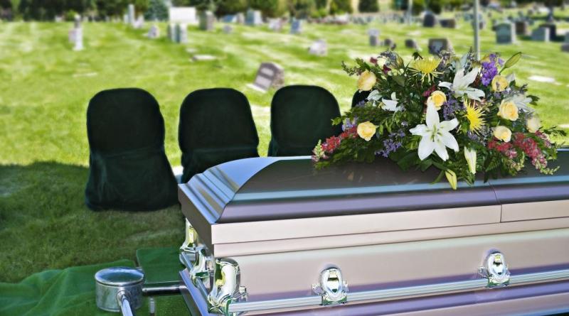 Álomértelmezés egy már elhunyt apa temetéséről